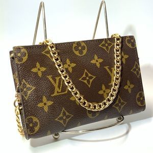 Louis Vuitton Pochette Shoulder Bag